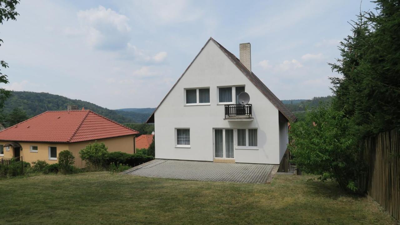 Holiday Home In Krivoklat 1156 エクステリア 写真