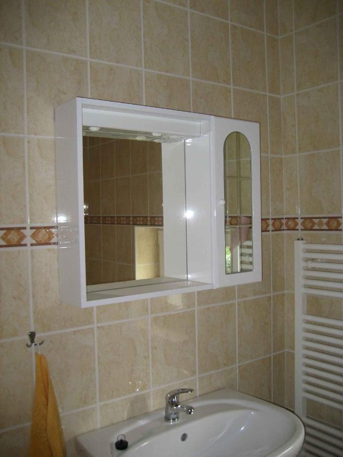 Holiday Home In Krivoklat 1156 エクステリア 写真