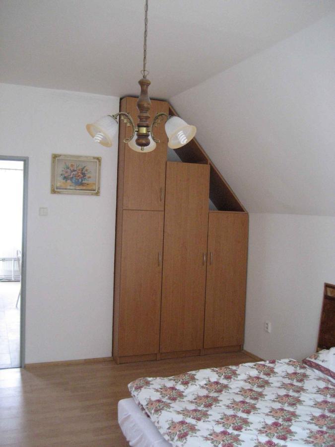 Holiday Home In Krivoklat 1156 エクステリア 写真
